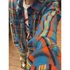 蓝色