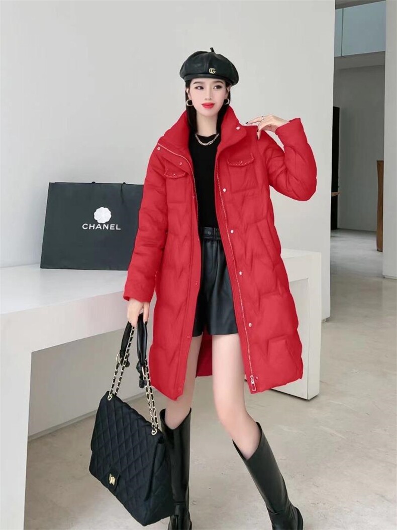 [现货]羽绒服，三色，四个尺码，女装羽绒服，依柏璐