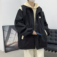 黑色