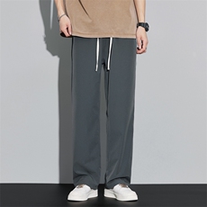 灰色