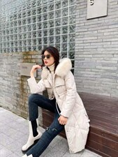 2021长款羽绒服大毛领羽绒服，女装羽绒服，炫女孩