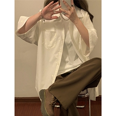 白色