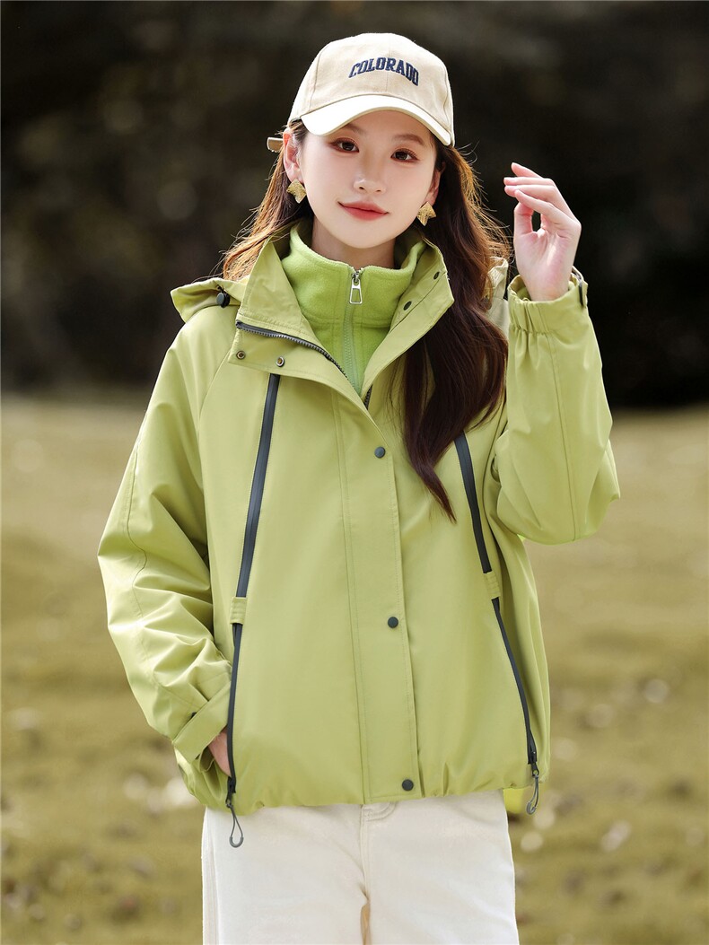 户外休闲连帽三合一冲锋衣外套女2025冬季加绒宽松百搭派克服棉服,女装套装/套裙,丽影随形