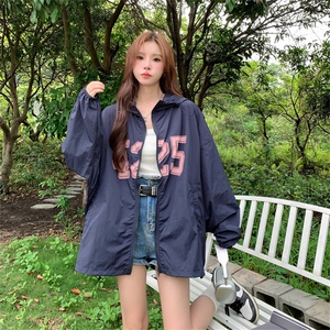 D527-P60 宽松印花开衫外套休闲薄款上衣连帽防晒衣防晒服图片