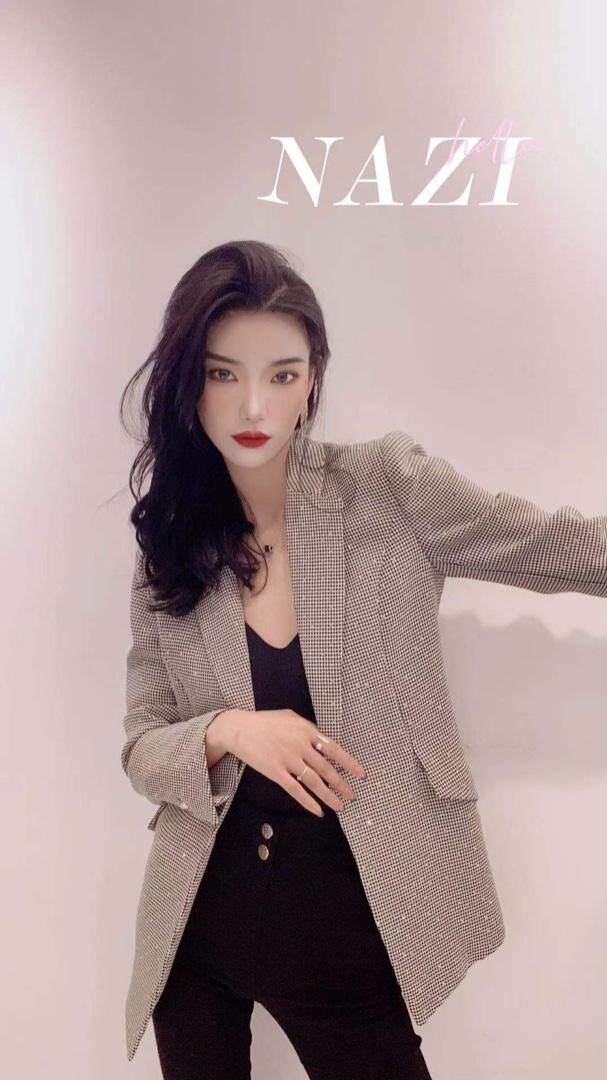 定制面料高温烫钻，女装，NAZI