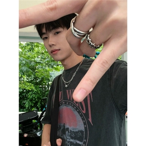 水洗做旧卡通印花短袖T恤男夏季新款青少年痞帅宽松休闲五分袖潮图片