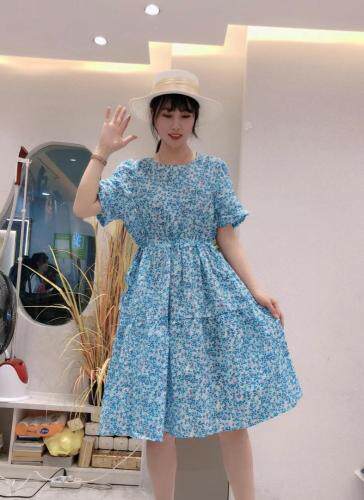 韩版碎花连衣裙，女装连衣裙，巴厘时尚