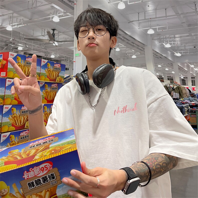美式短袖t恤图片