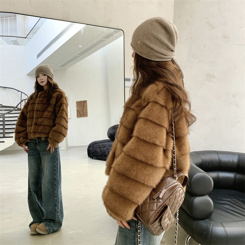 现货210-7705-P185-K268高端仿水貂立领皮毛一体外套女士,女装羊羔毛/颗粒绒,韩蜜菓