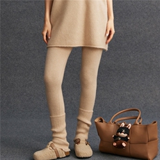 2025百搭时尚秋季新款长款软糯打底裤软糯保暖,女装休闲裤,五色羊羊绒,财富天地 2025百搭时尚秋季新款长款软糯打底裤软糯保暖,女装休闲裤,五色羊羊绒,财富天地