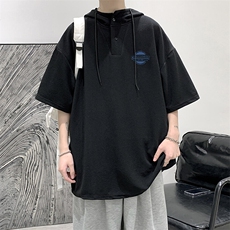 黑色