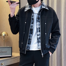 黑色