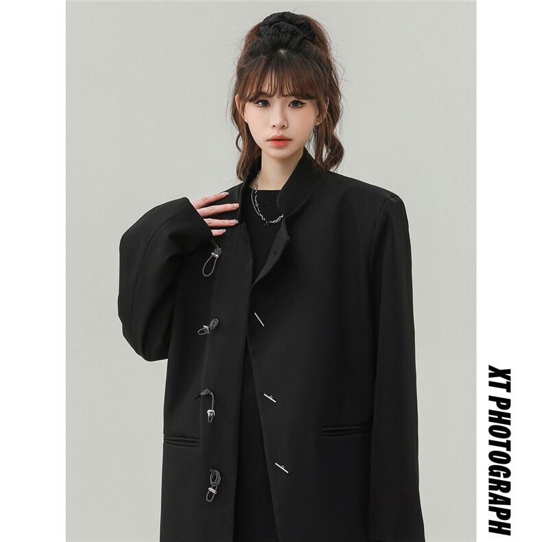 中式金属盘扣设计西服女成分：96%聚酯纤维4%氨纶XF77071P85控128，男装西服，星座226-1