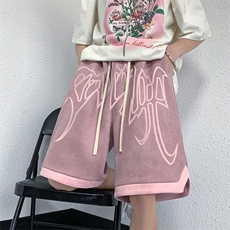 粉红色