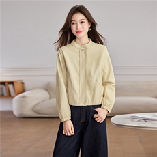 今年流行高级感淡黄色皮衣外套女早春新款小个子短款机车夹克上衣，女装皮衣，美拉德工厂直营店