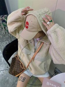 冬季新款 重工针织拼羊羔毛套头帽衫图片