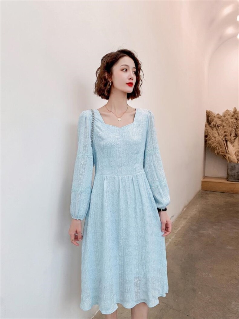 秋冬新款韩版时尚蕾丝连衣裙，女装连衣裙，荷塘月色