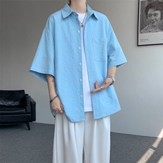 浅蓝色