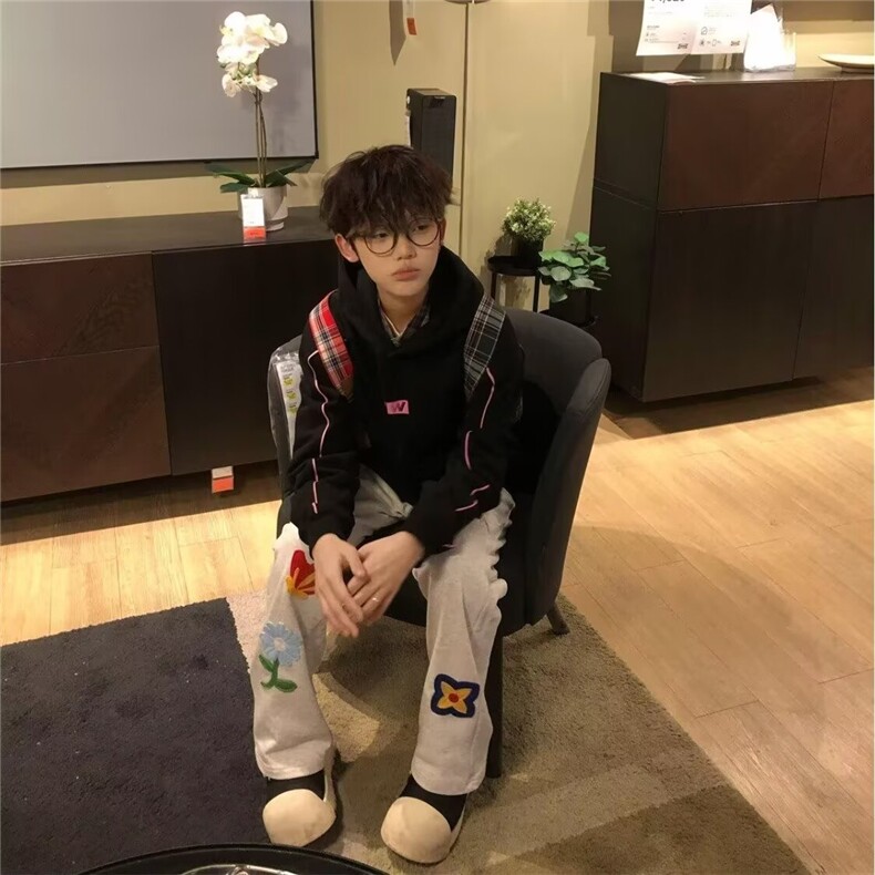 花卉刺绣弯刀卫裤男秋冬美式重磅休闲运动裤子cleanfit微喇直筒裤,男装休闲裤,四季星座505