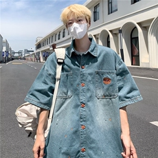 蓝色