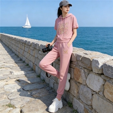 时尚减龄休闲套装女夏季新款粉色连帽短袖卫衣休闲束脚长裤两件套，女装套装/套裙，江南
