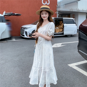 法式温柔风巨好看重工刺绣领口拼接花边连衣裙女182-8708P145K198图片