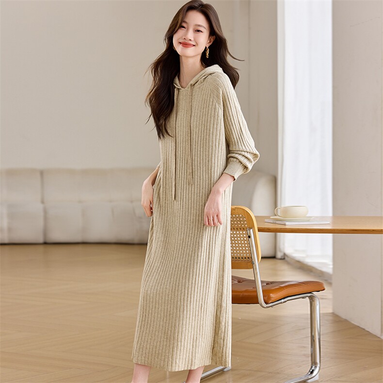 现货可推2024秋冬新款打底裙连帽针织休闲气质配大衣连衣裙女，女装针织衫/毛衣，时尚风爆