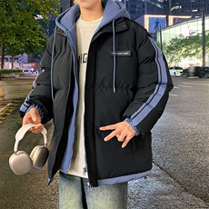 深蓝色