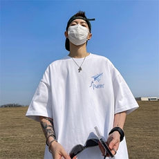 白色