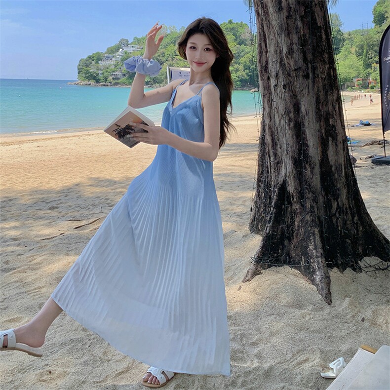 海边度假渐变吊带连衣裙女2025夏季新款设计感超好看气质绝美长裙,女装连衣裙,2C122