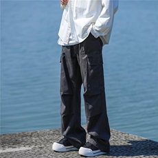 灰色