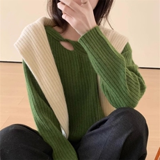 翠绿色