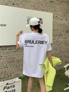 新款小熊短袖T恤图片