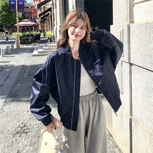 藏青色韩系格子拼接短外套女秋季2025年新款小个子休闲风立领夹克图片