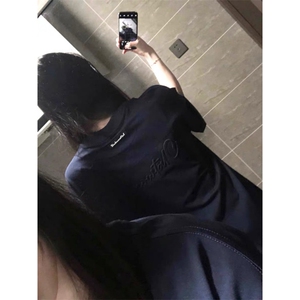 H0952-P33凹凸钢印+胶标220克纯棉+包边螺纹领短袖T恤男女同款图片