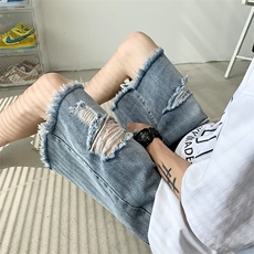 F027美式vibe高街水洗破洞牛仔短裤男毛边裤子设计感过膝六七分裤，男装牛仔裤，星座308A-1（原309B-1）