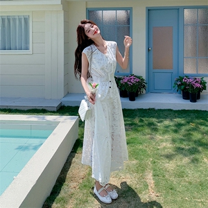 法式小香风蕾丝镂空无袖连衣裙女2025夏季新款气质收腰显瘦长裙子图片