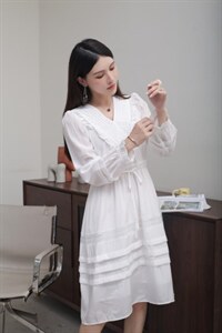 【现货】秋季新款法式气质V领连衣裙，女装连衣裙，得瑟空间