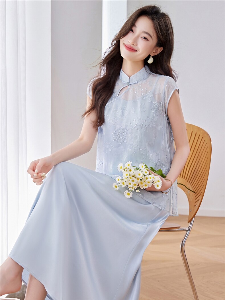 2026年夏季新中式复古绣花盘扣两件套裙时尚潮流,女装套装/套裙,伊航服饰