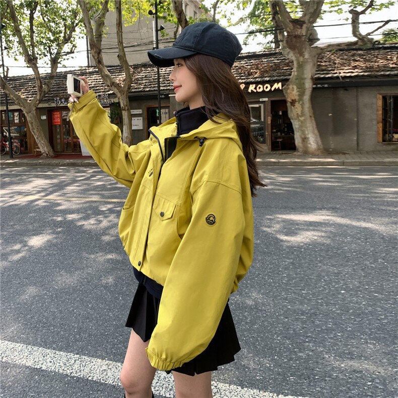 黄绿色加绒工装冲锋衣厚外套女秋冬2025新款减龄爆款派克服流行,女装派克服,2D044