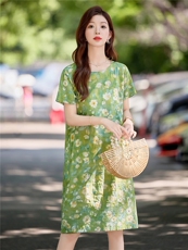 小清新绿色碎花棉麻连衣裙女2026夏季薄款宽松显瘦小个子休闲裙子，女装连衣裙，倪叶myz