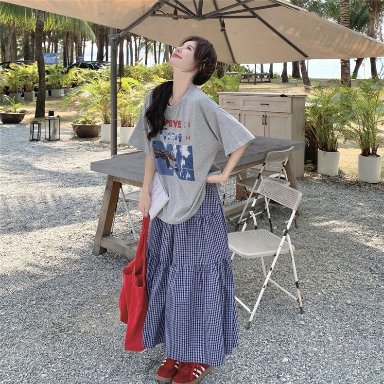 灰色慵懒风印花T恤套装裙女夏季小个子绝美休闲减龄半身裙两件套,女装套装/套裙,2C050