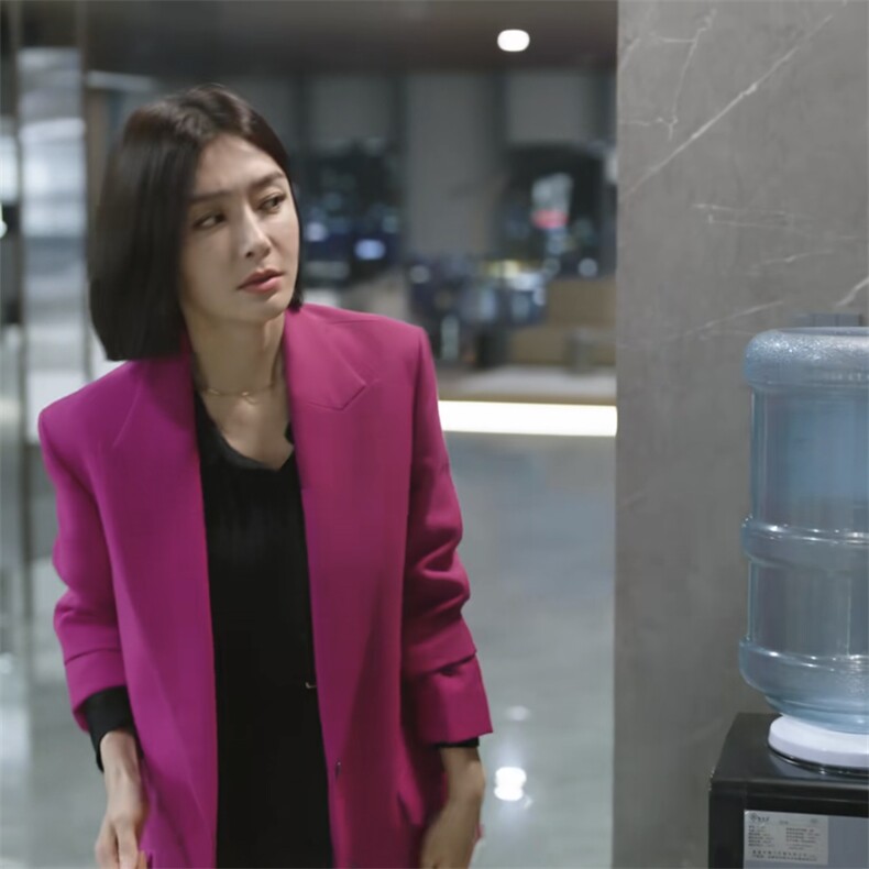闪耀的她秦岚秦岚同款衣服春秋韩版女士休闲紫色西装外套时尚西服,女装西装,尚羽泽网红店
