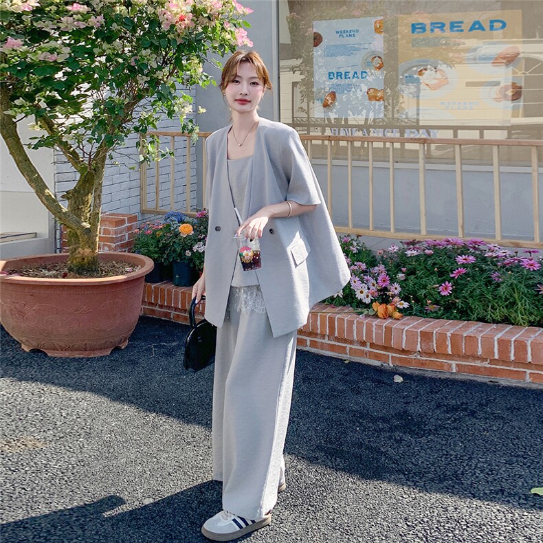 浅灰色时尚短袖西装套装女2025夏季新款独特漂亮吊带阔腿裤三件套图片