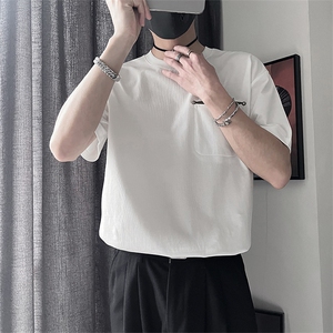 小溜肩简约风T恤图片