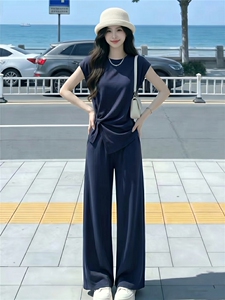 设计感时尚气质套装女夏季款圆领褶皱开叉短袖上衣阔腿长裤两件套图片