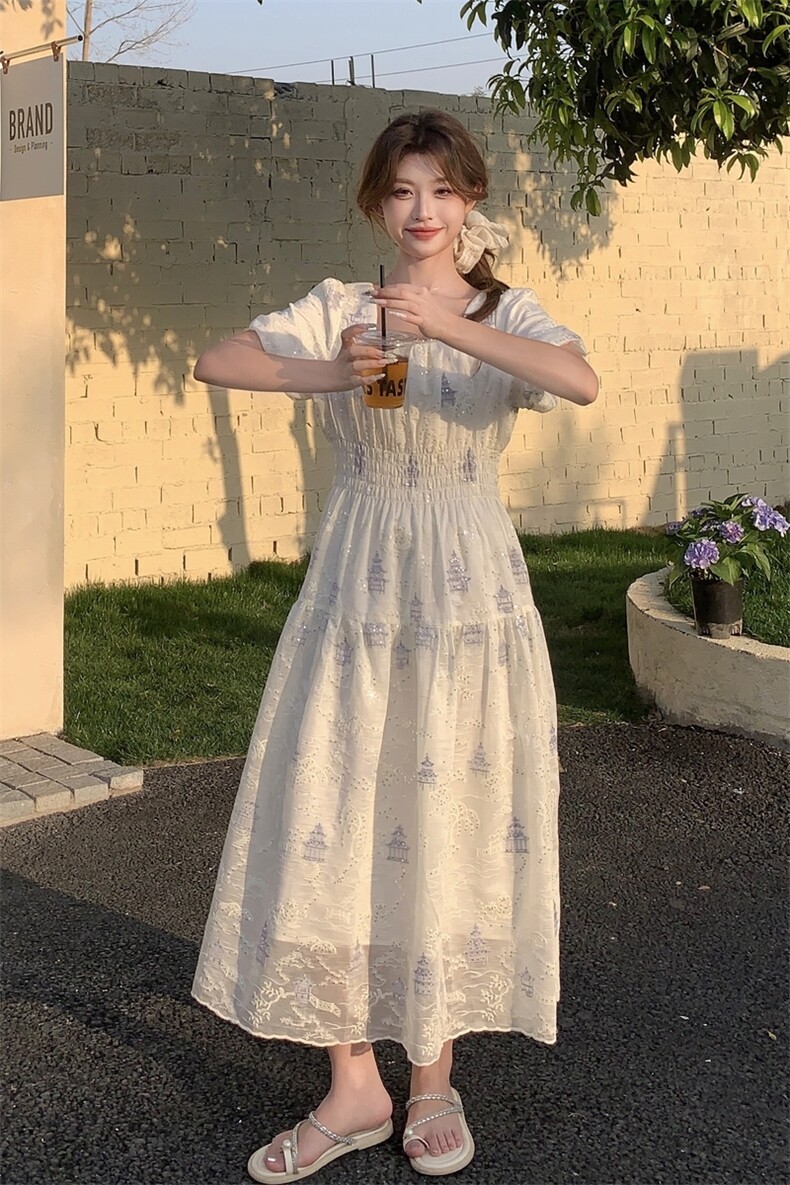 荡领刺绣仙女裙纯欲拼接连衣裙夏季收腰初恋小众碎花显瘦气质初恋,女装连衣裙,浙宝208A