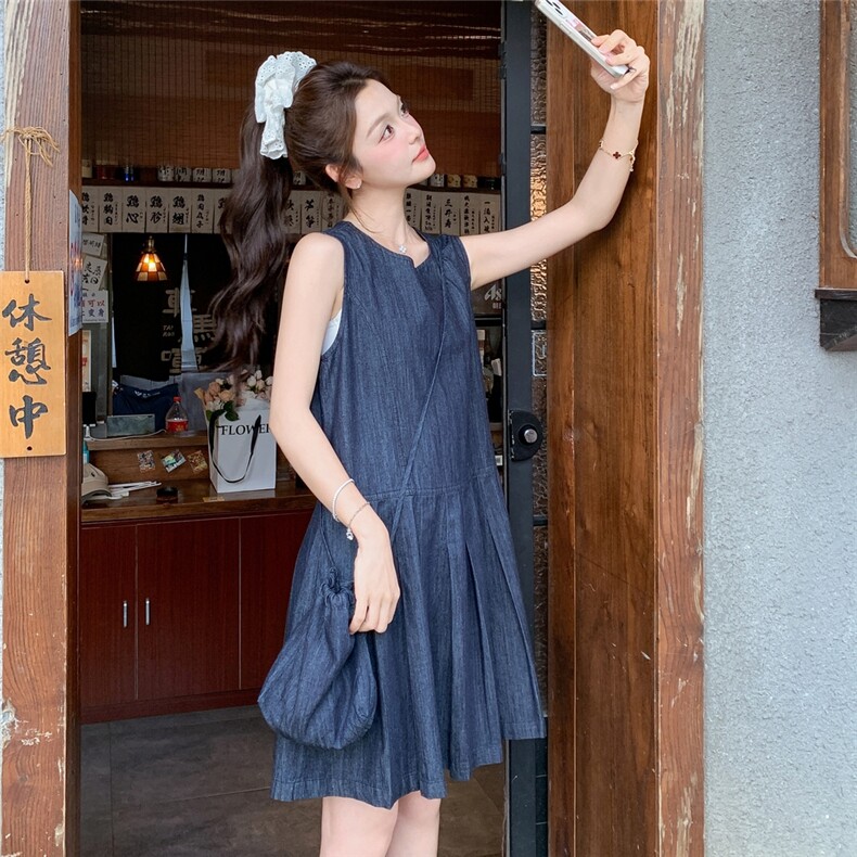 小个子复古无袖薄款牛仔裙夏季新款百褶裙休闲显瘦宽松连衣裙女裙,女装连衣裙,2C087