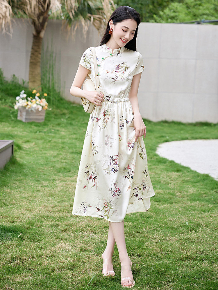 碎花复古旗袍裙子女2025年夏季新款气质修身显瘦高级感时尚连衣裙,女装连衣裙,琦鑫阁（原依鑫阁）