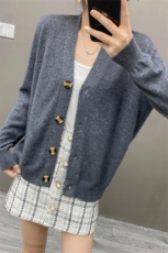 2023秋季新款山羊绒衫女V领宽松显瘦套头长袖羊绒针织衫外套，女装羊绒衫，织绒羊